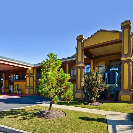 Peach State Inn & Suites Hawkinsville Екстер'єр фото