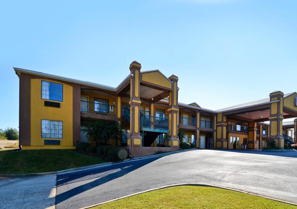 Peach State Inn & Suites Hawkinsville Екстер'єр фото