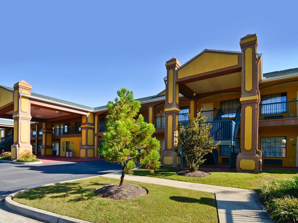 Peach State Inn & Suites Hawkinsville Екстер'єр фото