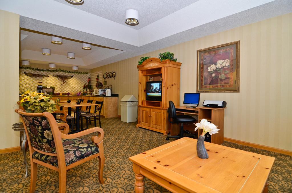 Peach State Inn & Suites Hawkinsville Екстер'єр фото