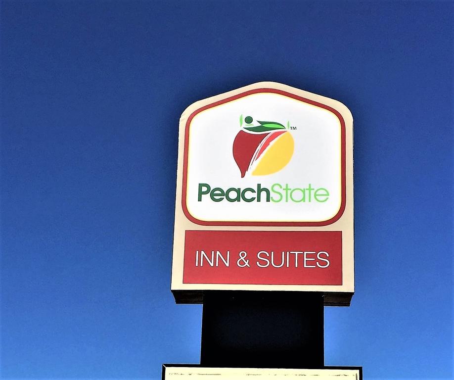 Peach State Inn & Suites Hawkinsville Екстер'єр фото